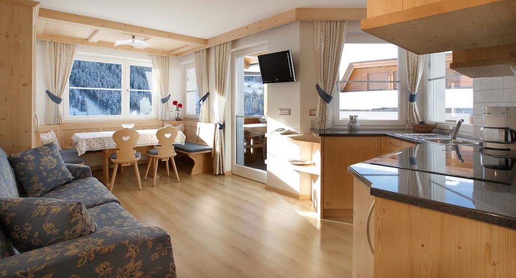 Antines Apartment *